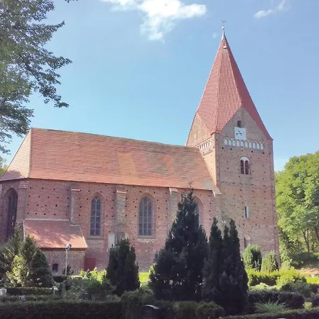 Stunning In Insel Poel-wangern With 2 Bedrooms And Wifi Einhusen (Rostock)