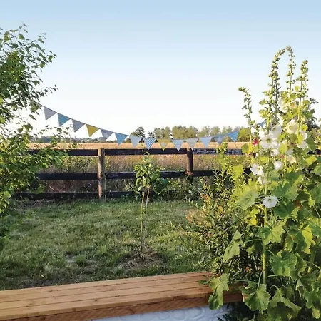 Stunning In Insel Poel-wangern With 2 Bedrooms And Wifi Apartmán